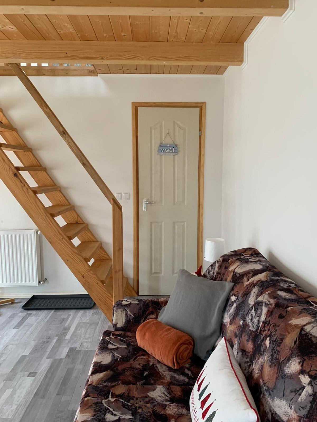 Tejfeles Vendeghaz Apartment Porva Екстериор снимка